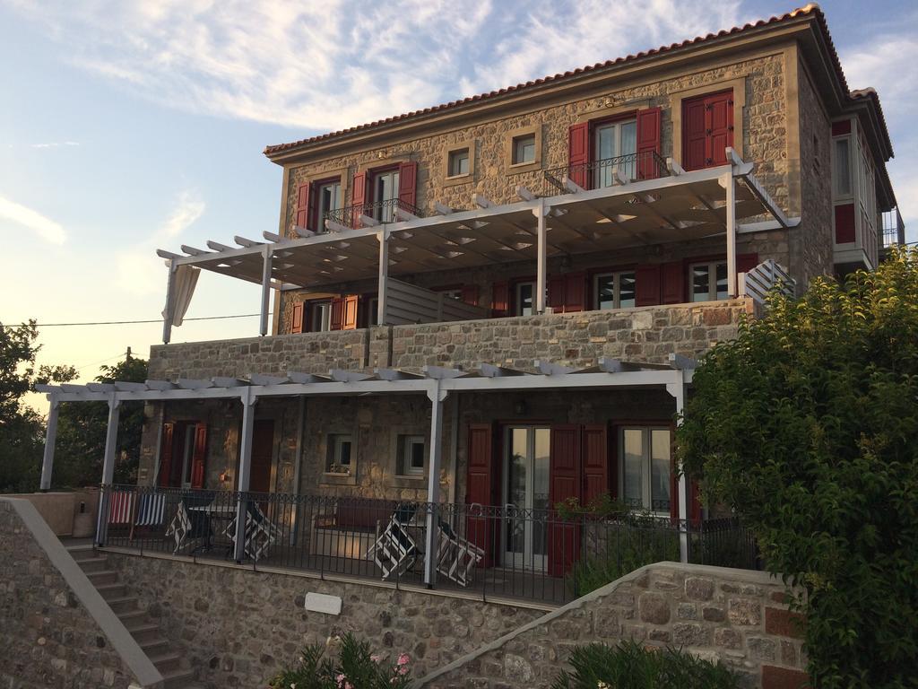 Heliades Maisonettes Мітімна Екстер'єр фото